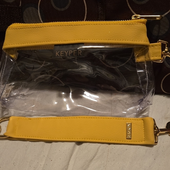 Keyper Yellow Clear Wristlet Set - Picture 3 of 3